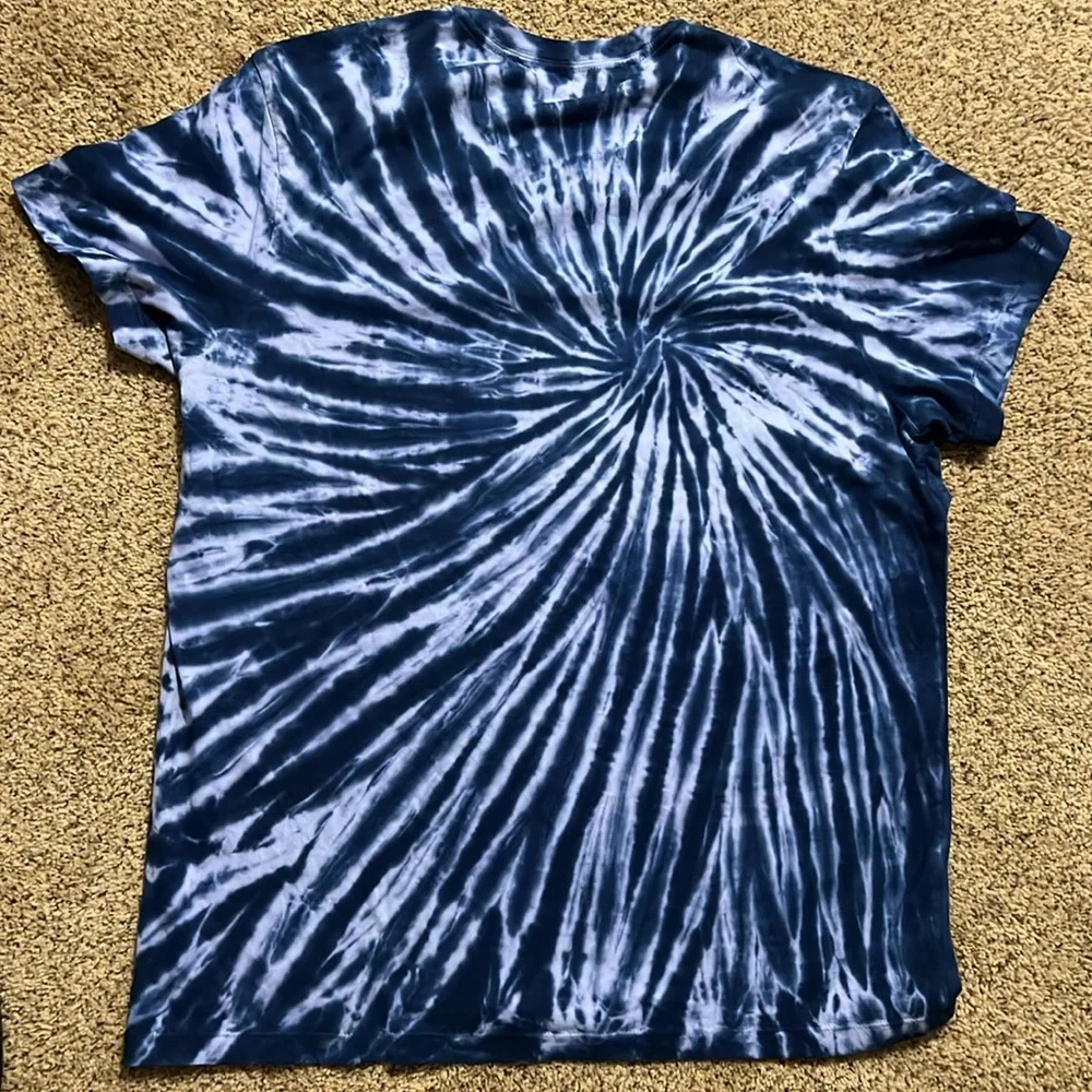 J Crew Tie Dye Tee in blue. Size Large